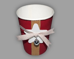 Verzierter Adventsbecher Bild von verziertem Adventsbecher aus Papier