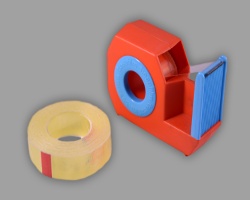 Bild von einer Rolle Tesafilm