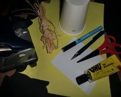 Bild von Material für einen Becherlöwen