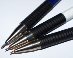 Metallbleistifte Bild von drei Metallbleistiften