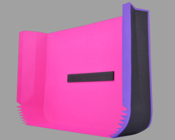Seitenteile lassen die Clutch von alleine stehen Bild von zwei angeklebten Seitenteilen, welche die Clutch bereits von alleine stehen lassen