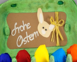 Bild von Innenseite mit Schild des Eierkartons