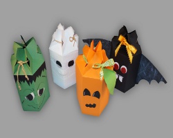 Bild von vier Halloweenschachteln von oben