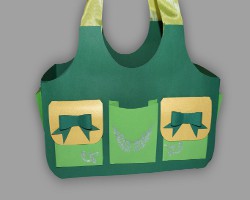 Bild von grüner Handtasche aus Papier