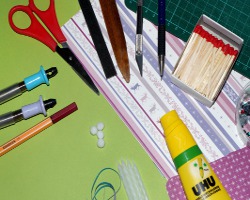 Bild von Material zum Basteln eines mini Adventskranzes