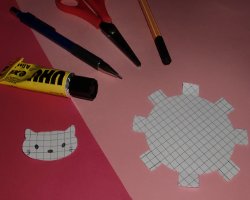 Bastelmaterial für Muffinformen im Hello Kitty Design
