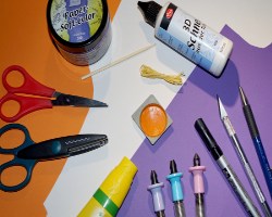 Bild von Material zum Basteln eines Schaukelpferdes