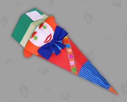 Tarrant Hightopp aus Papier als Schultüte Bild von Tarrant Hightopp aus Papier - Fan Art Alice im Wunderland
