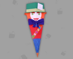 Zuckertüte für Schüler aus Alice im Wunderland Bild von Zuckertüte für Schüler aus Alice im Wunderland