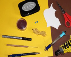 Bastelmaterial für Giraffe aus Papier Bild von Masterial zum Basteln einer Papiergiraffe