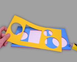 Tablett besteht aus Moosgummi, Tonkarton und Tonpapier Bild vom Tablett, welches aus Moosgummi, Tonkarton und Tonpapier besteht