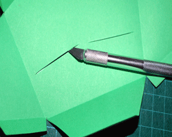 Bild vom Basteln des Kopfes des Papierfrosches