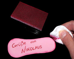 Bild vom Verzieren der Sohle