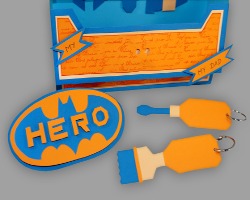 Anstecker aus Papier mit Batman Emblem